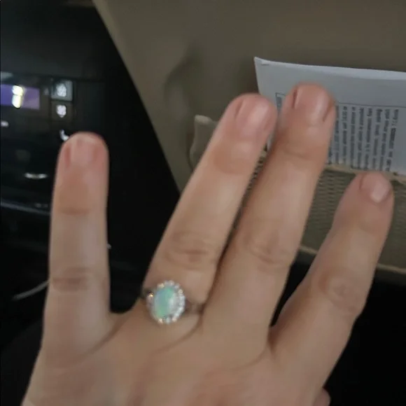 Jewelry Ring Opal 0.86ct Platinum 3561807 - Picture 11 of 11